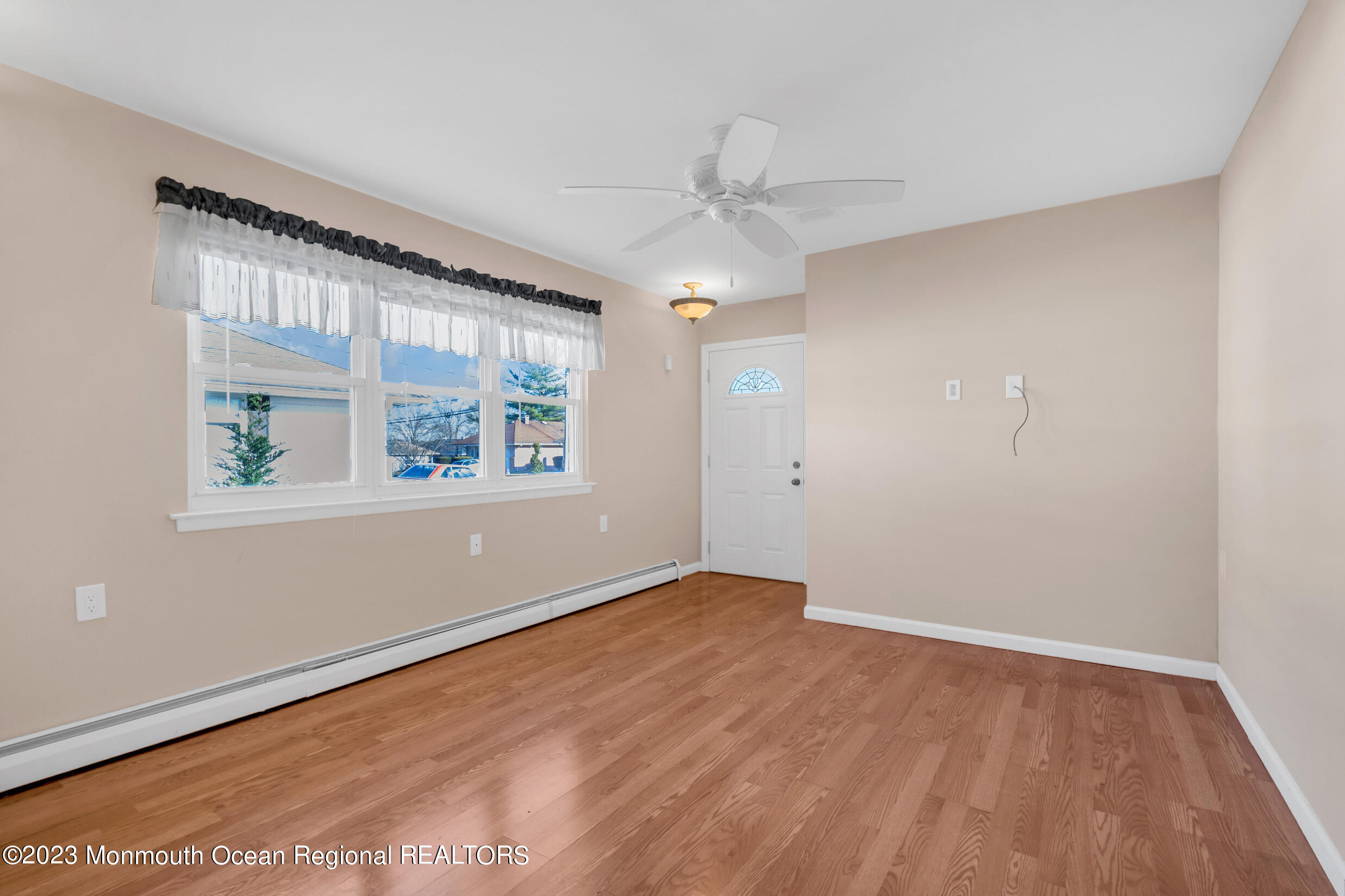 2016 Mount Carmel Boulevard