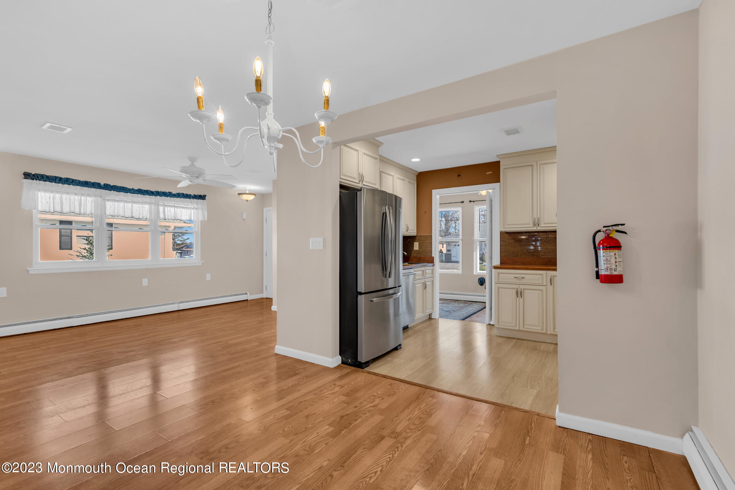 2016 Mount Carmel Boulevard