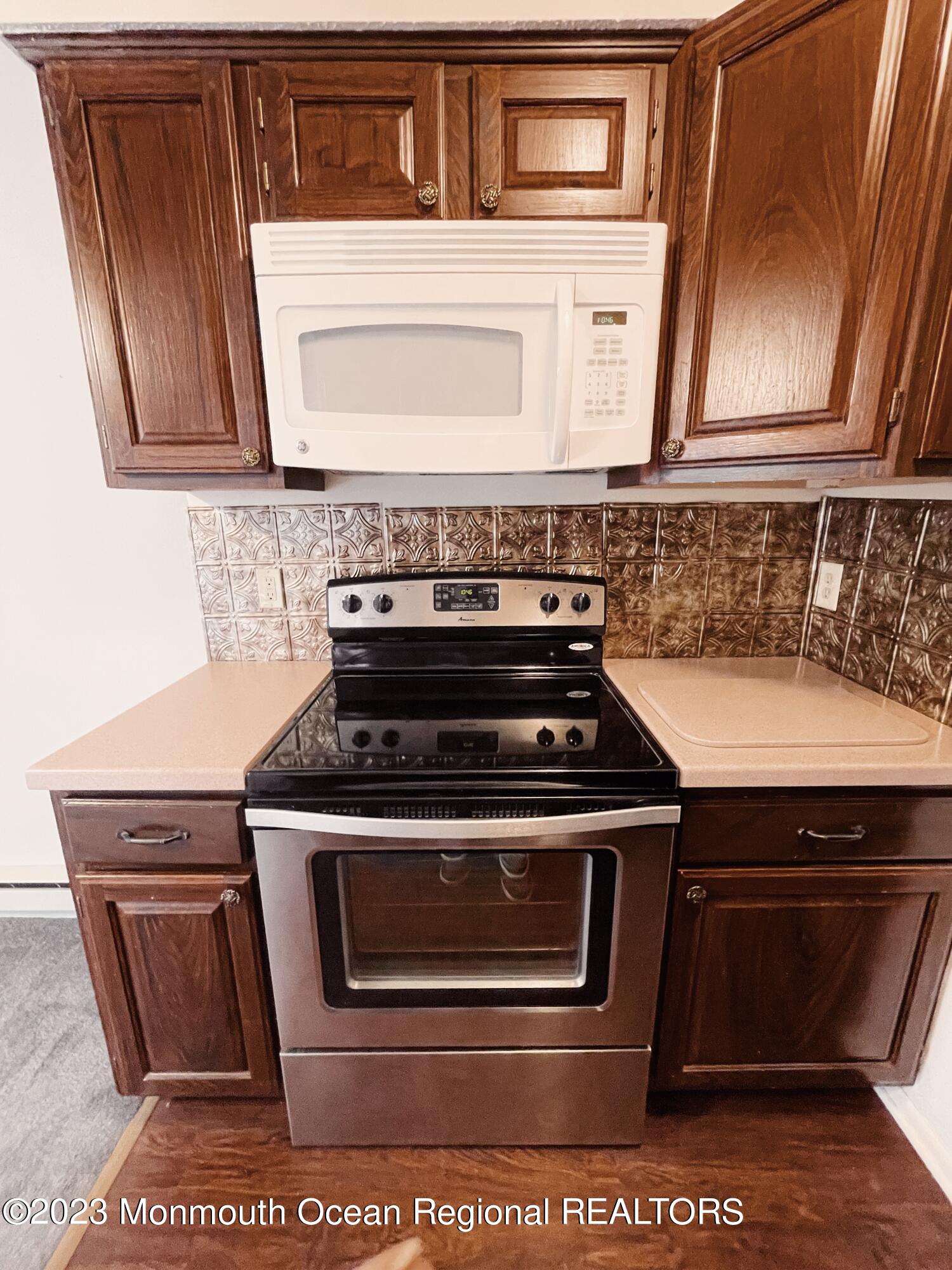 8 Mediterranean Court