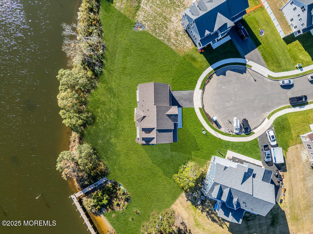 105 Coral Way S, Forked River