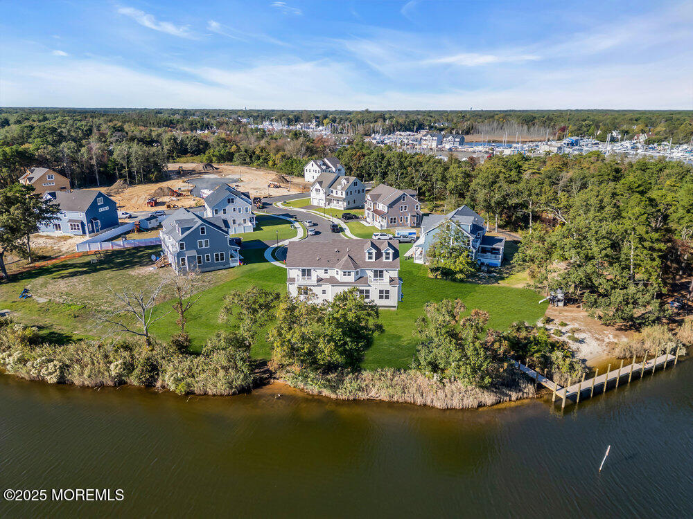 105 Coral Way S, Forked River