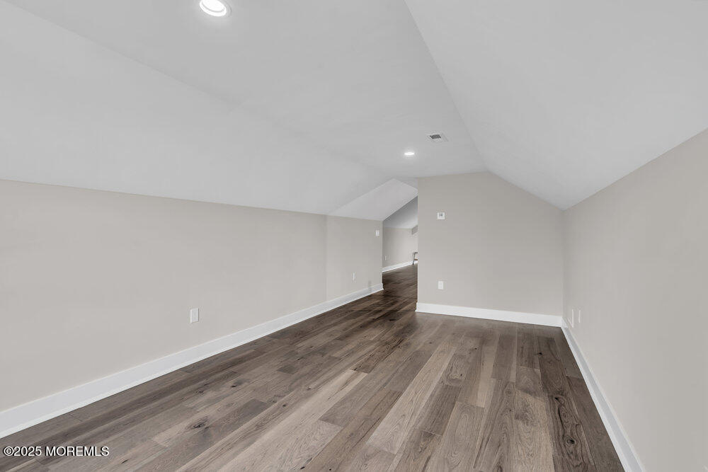 105 Coral Way S, Forked River