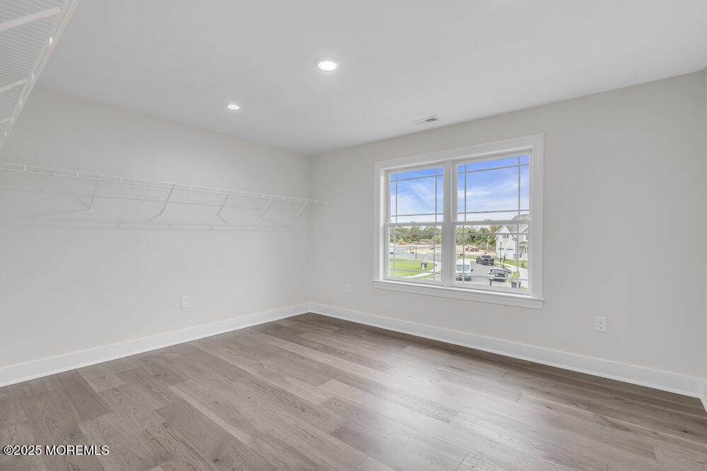 105 Coral Way S, Forked River