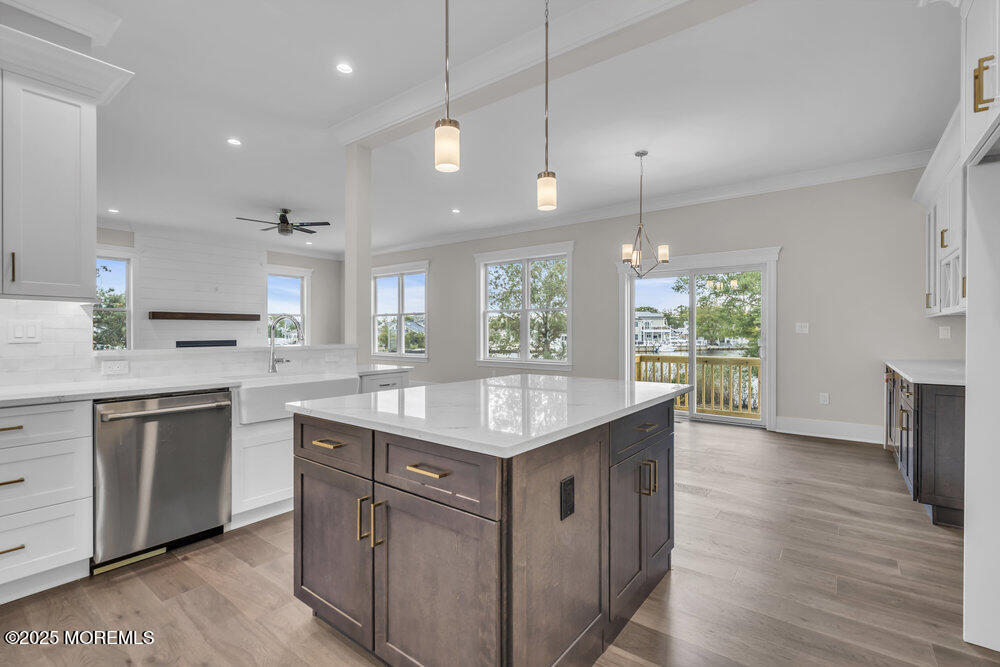 105 Coral Way S, Forked River