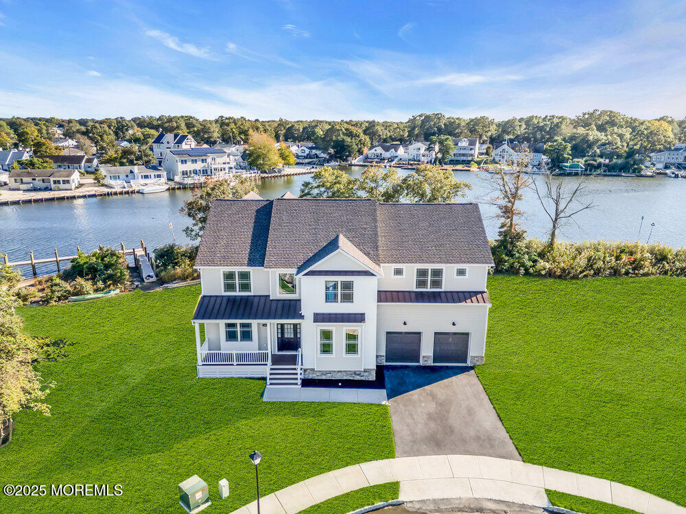 105 Coral Way S, Forked River