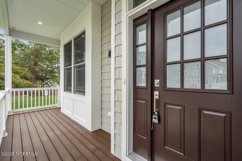 105 Coral Way S, Forked River