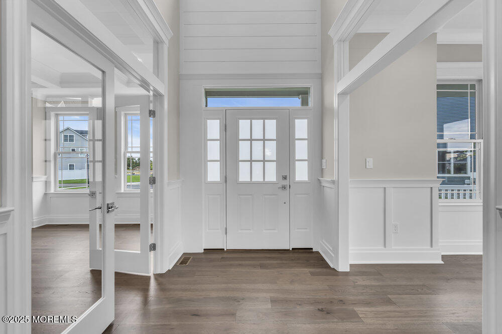 105 Coral Way S, Forked River