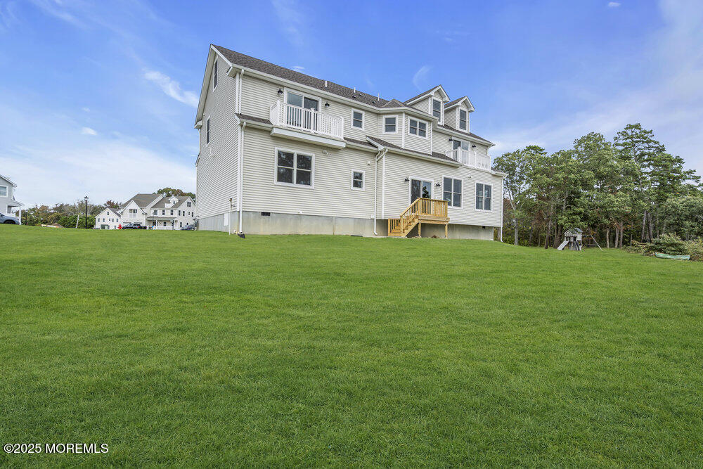 105 Coral Way S, Forked River