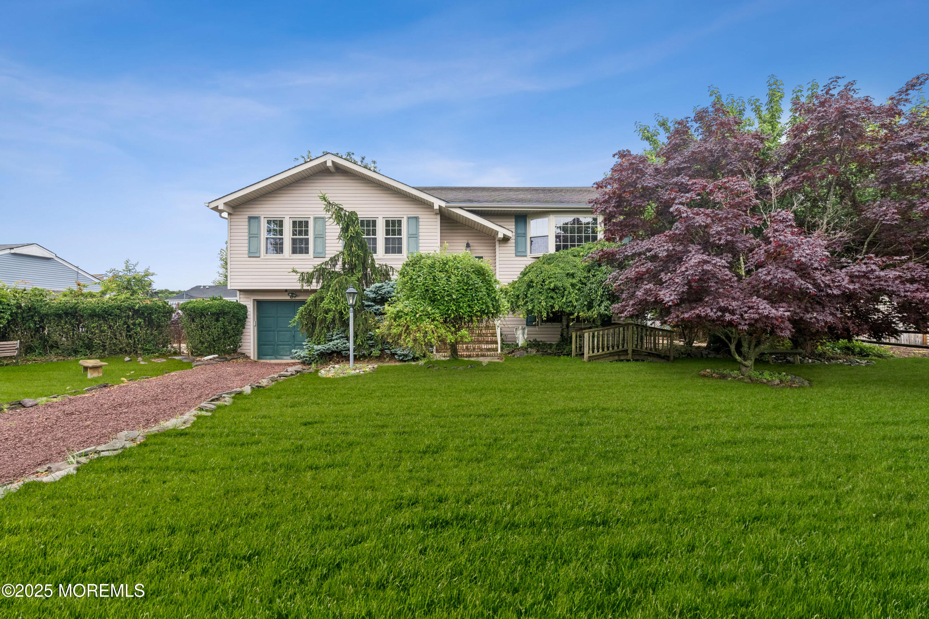 508 Buttonwood Drive