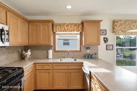 169 Pulaski Boulevard