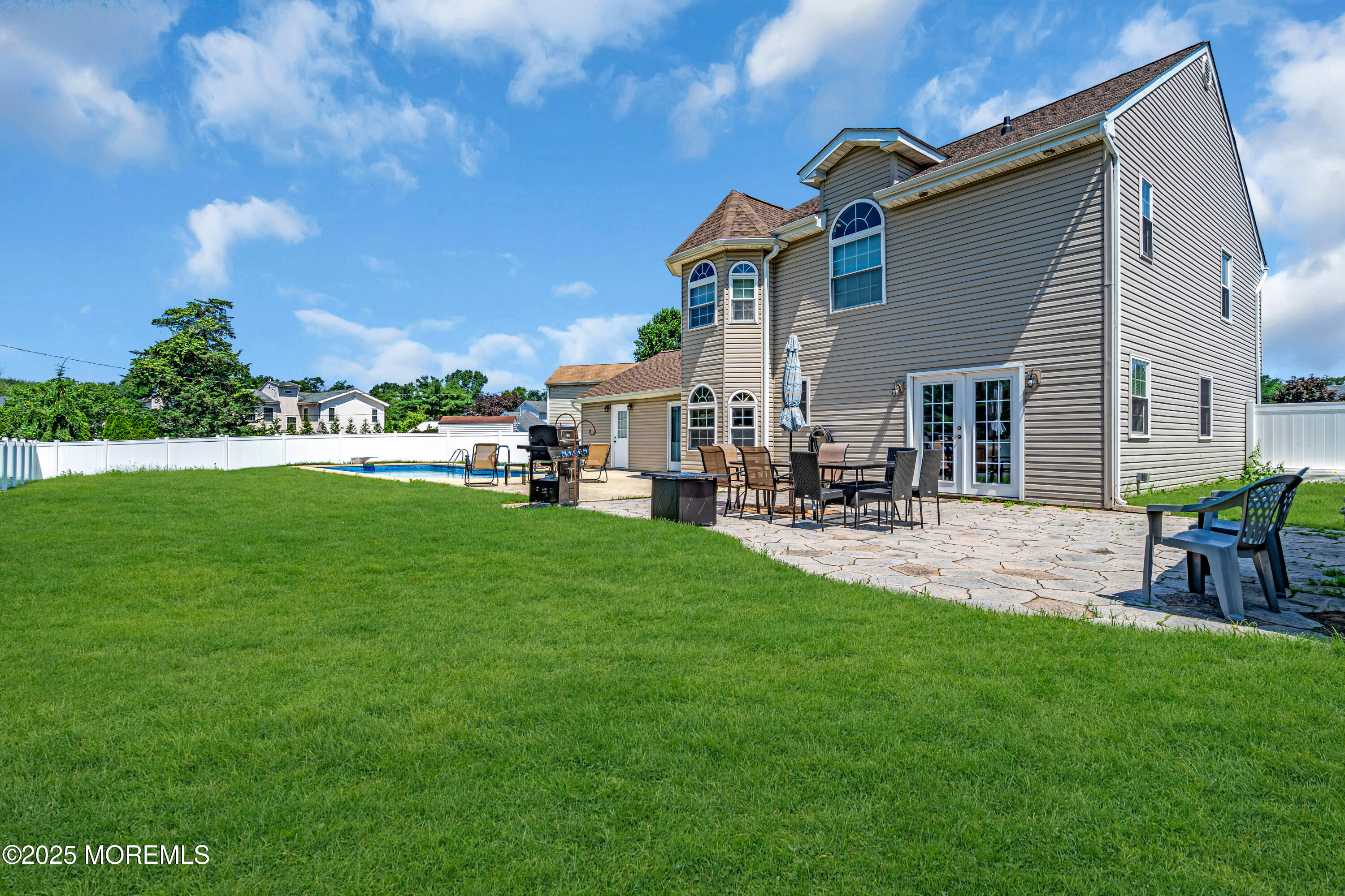 3 Rachel Court
