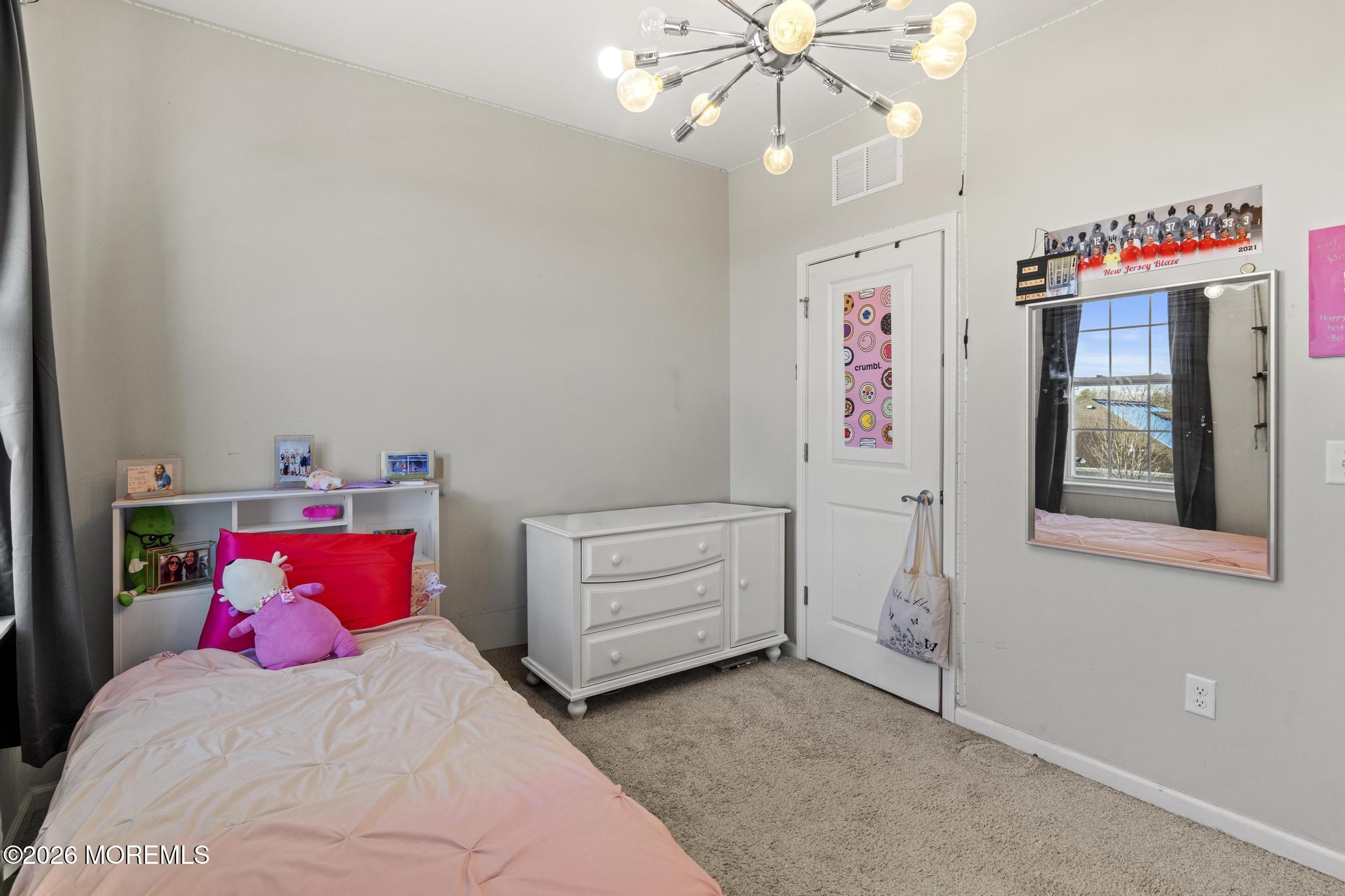 330 Hawthorne Lane
