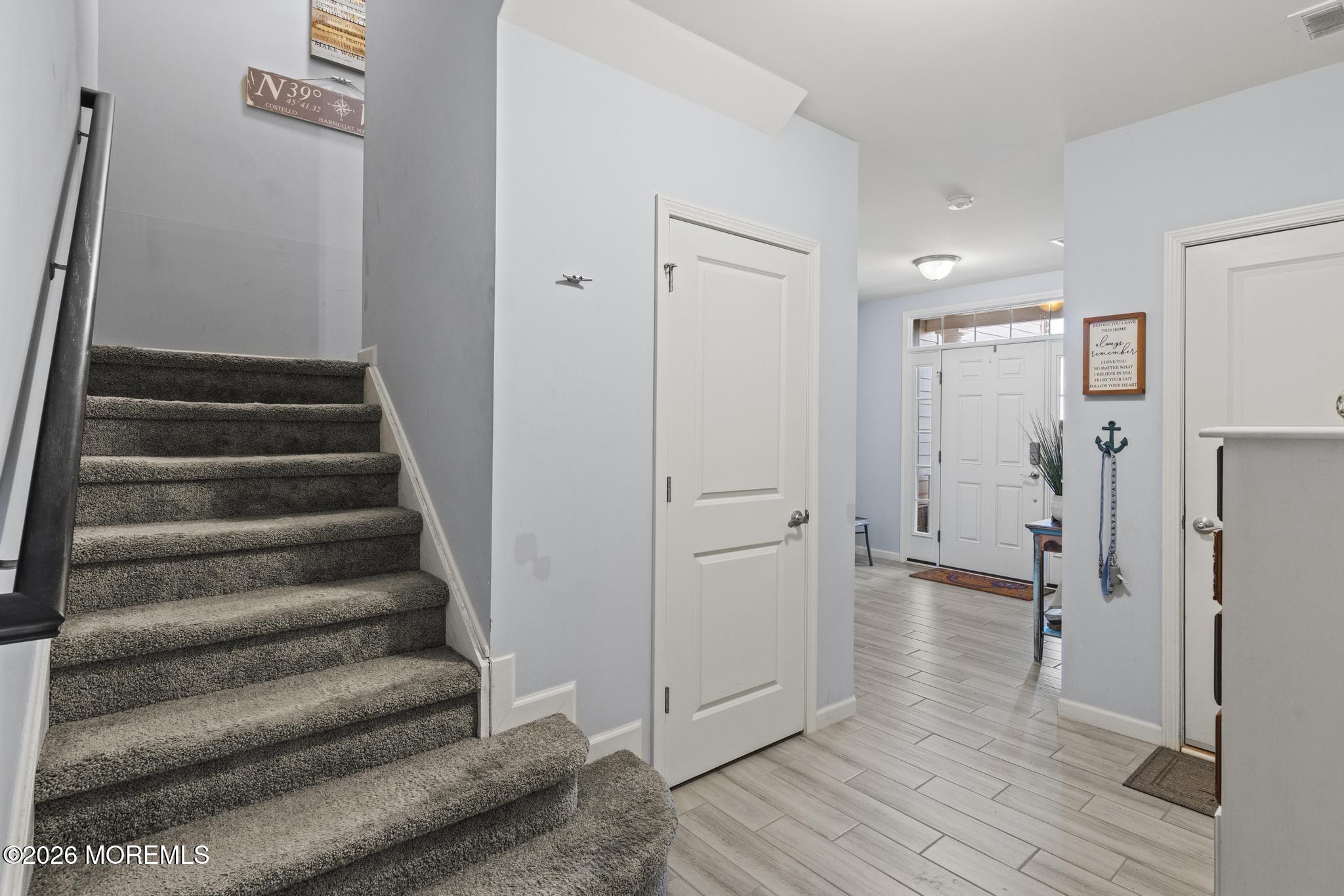 330 Hawthorne Lane
