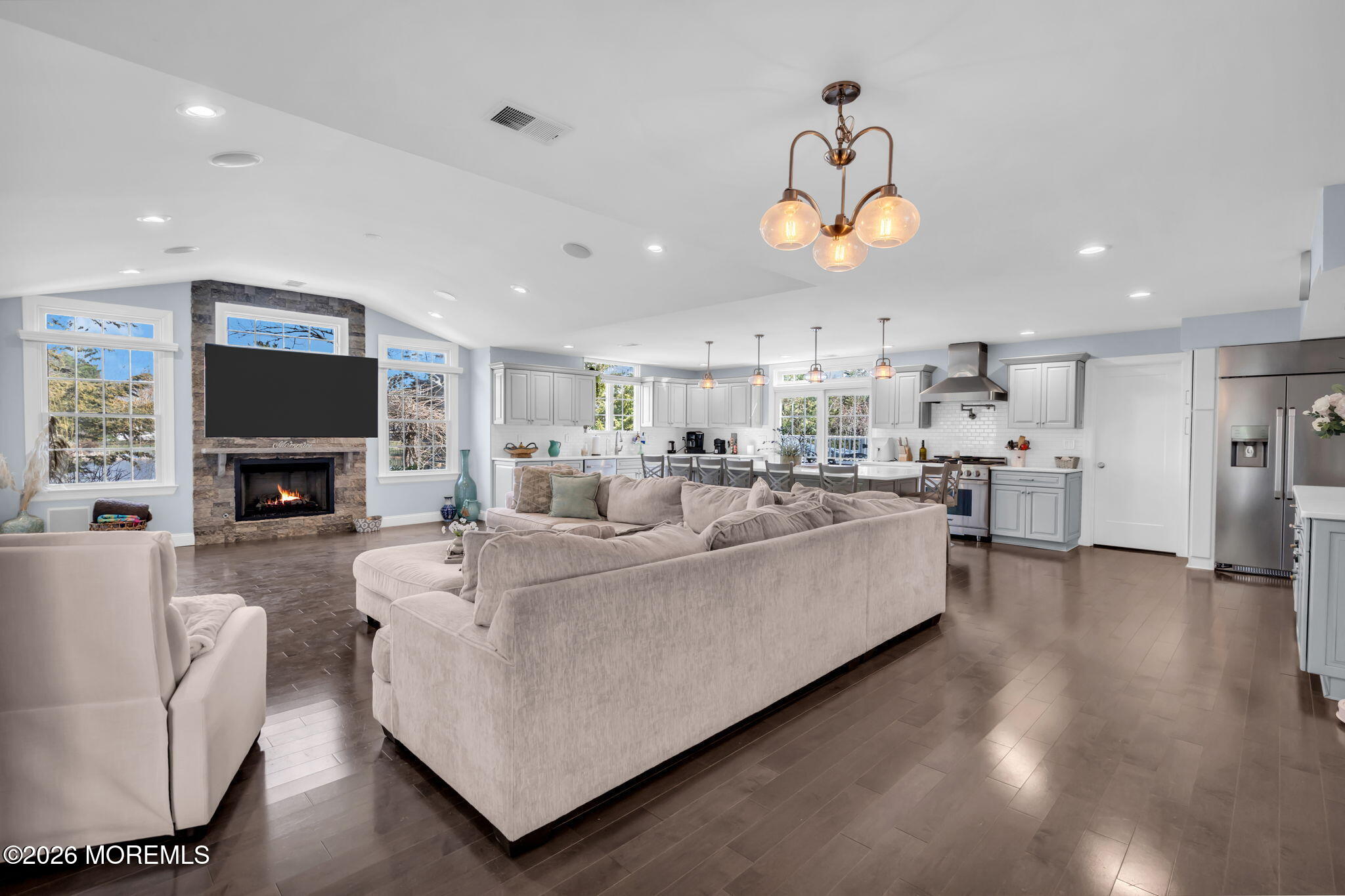 375 Kildare Drive