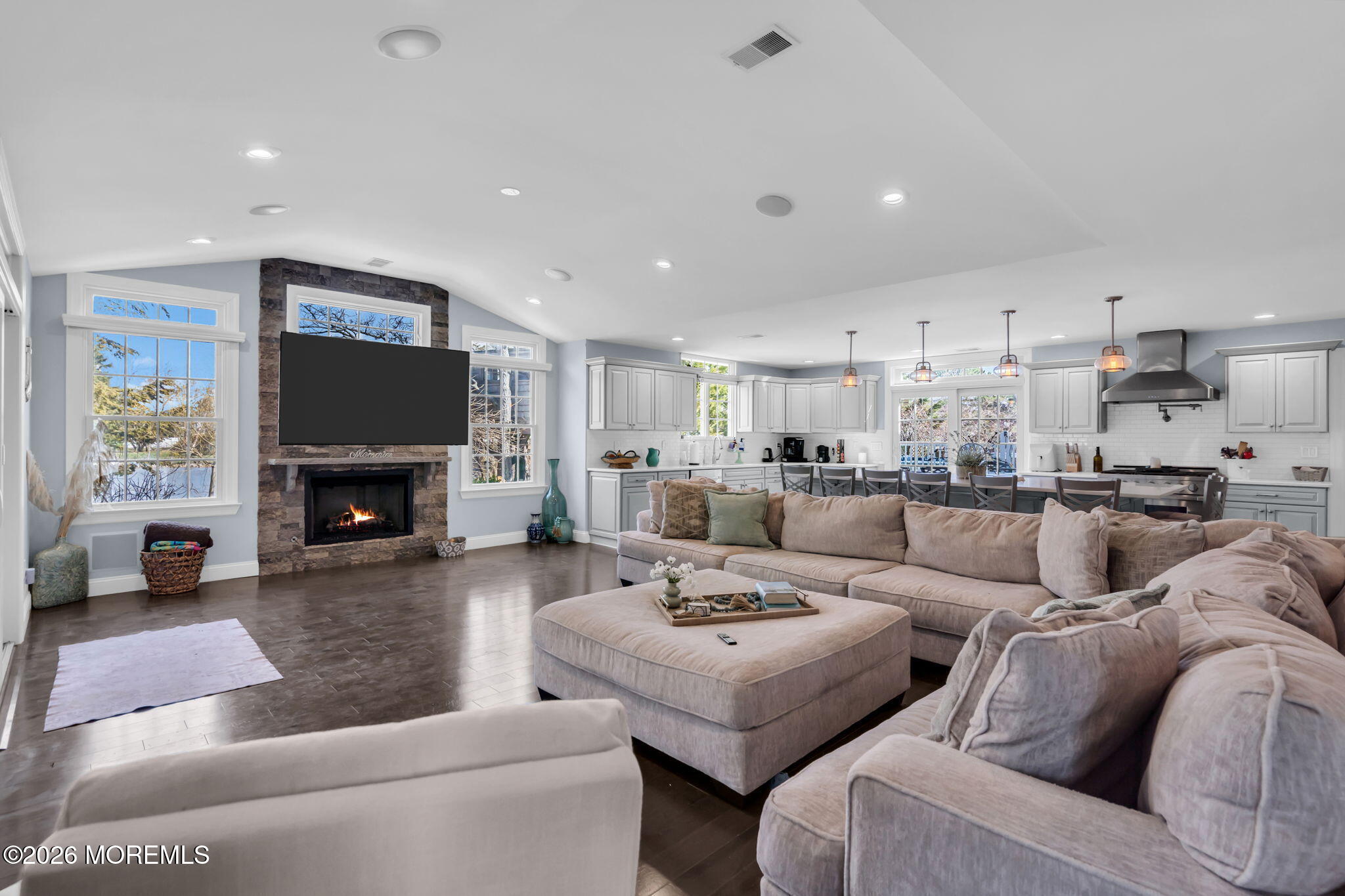 375 Kildare Drive