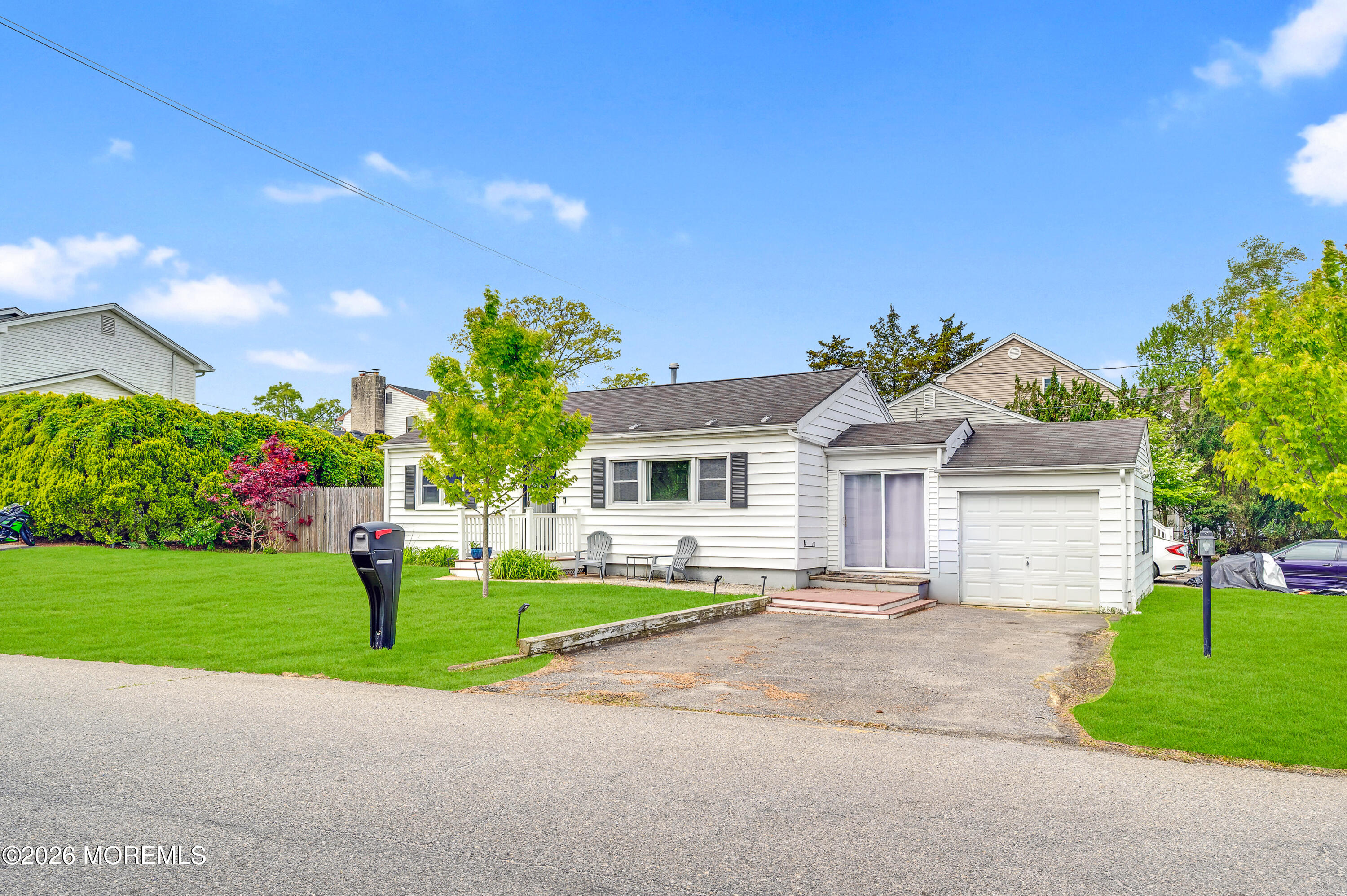 734 Eastern Lane