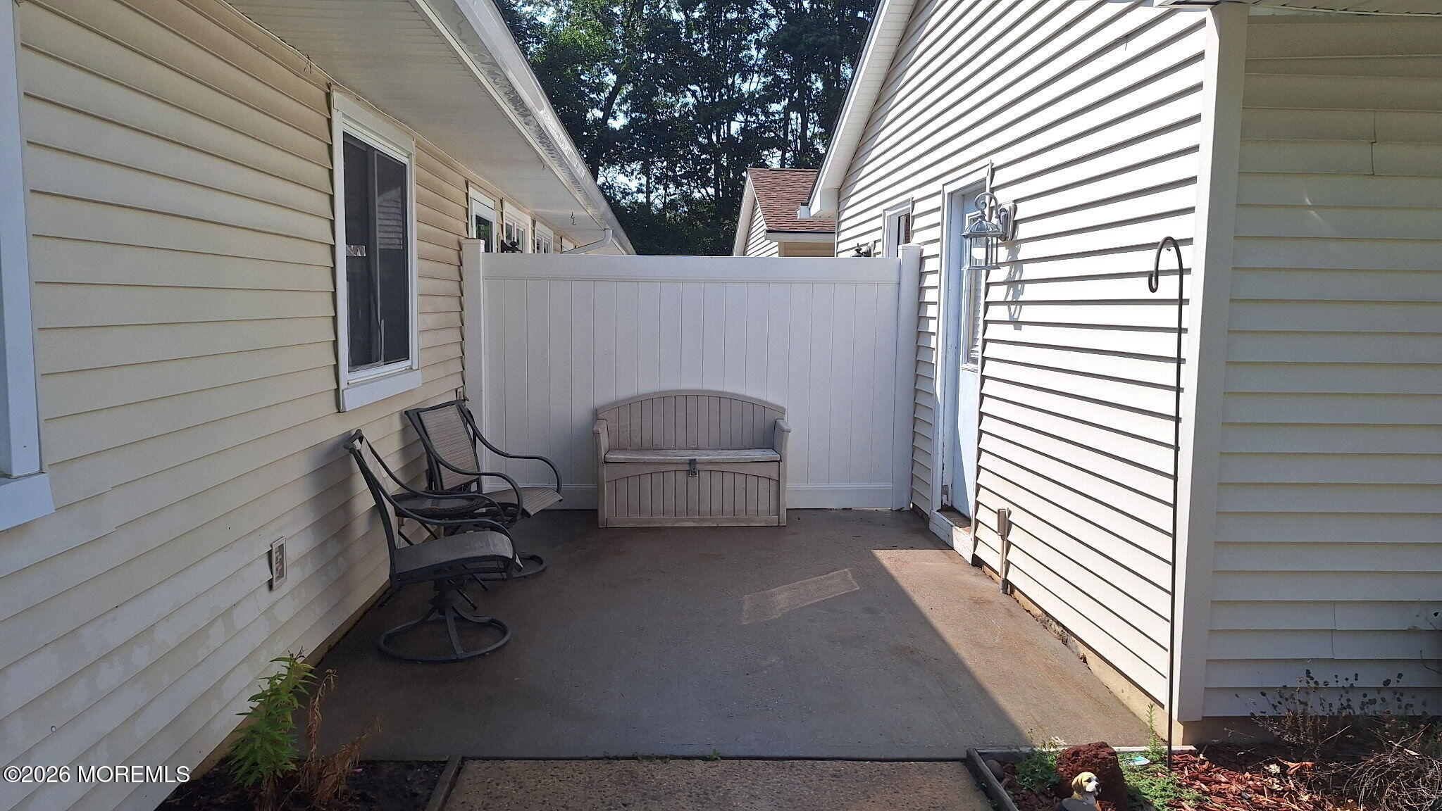 16 Debbie Drive 5101
