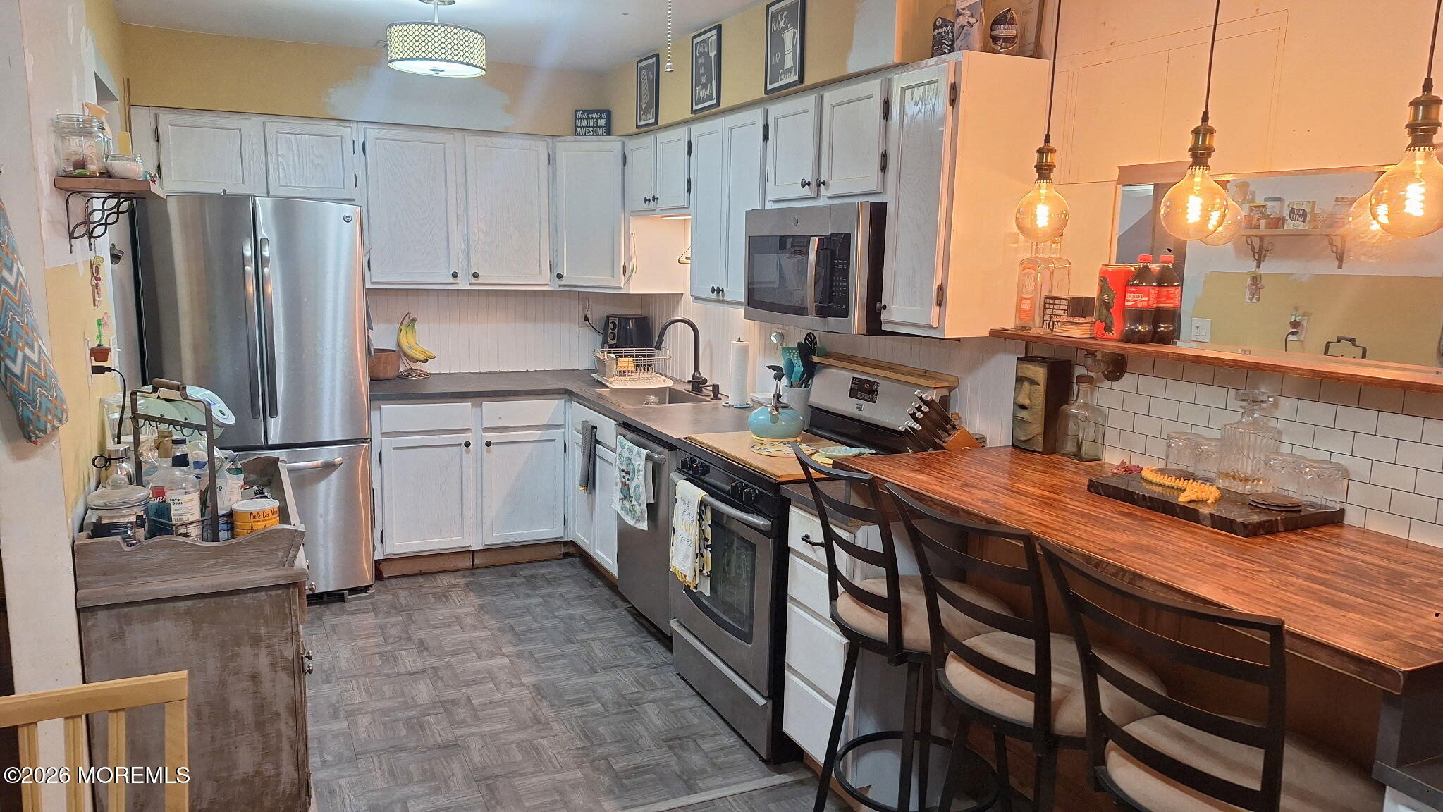16 Debbie Drive 5101