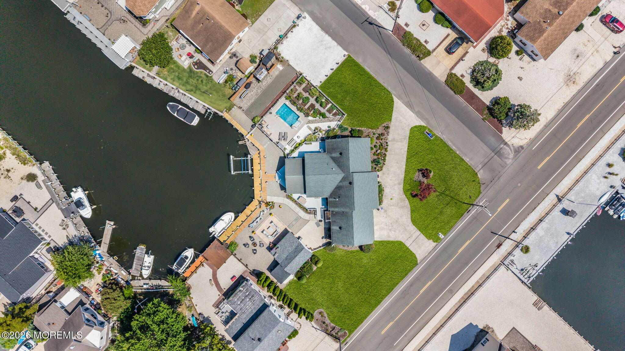 237 Bay Shore Drive