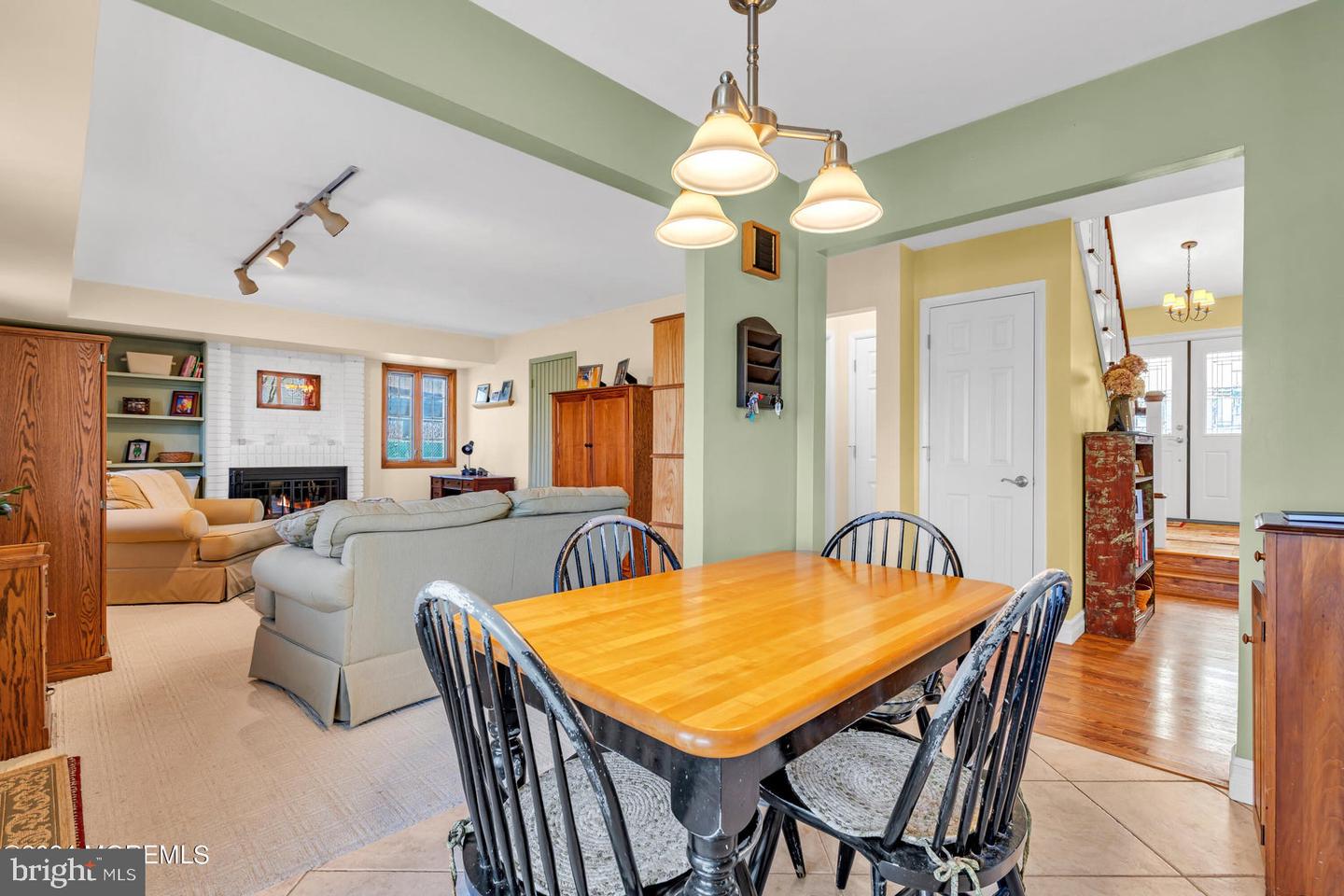 15 High Ridge Rd