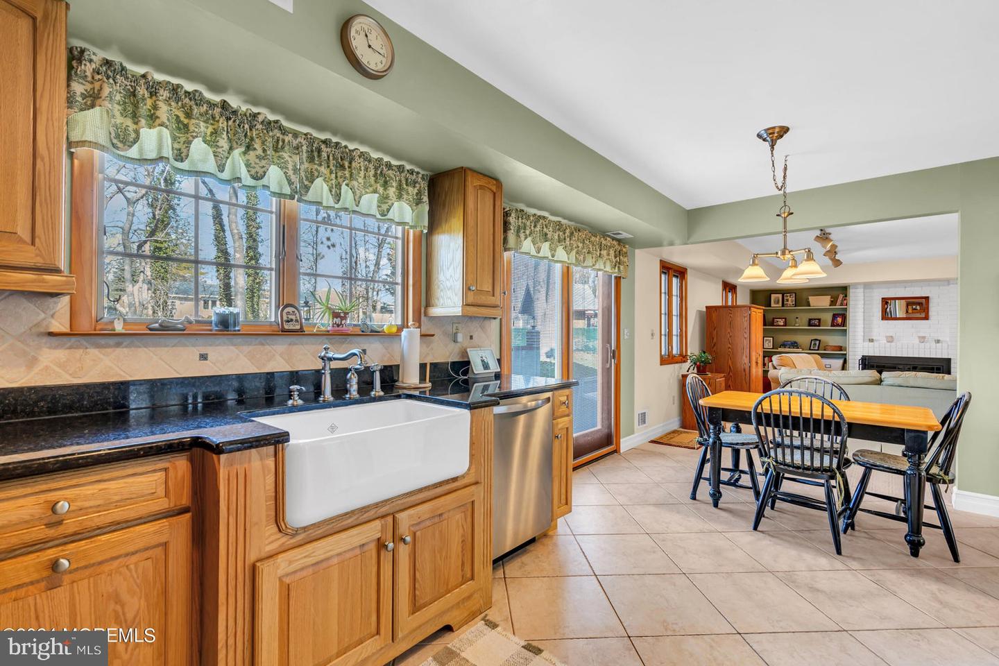 15 High Ridge Rd