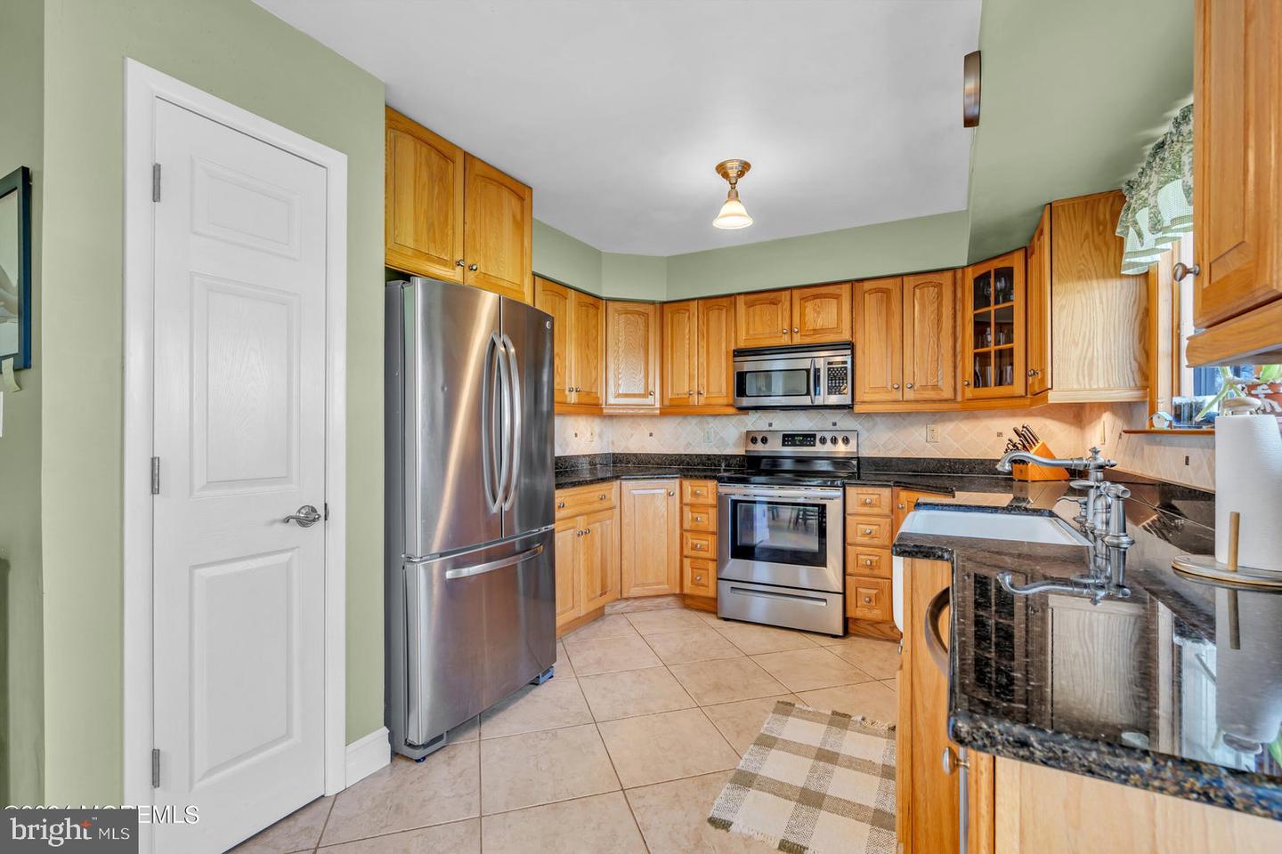 15 High Ridge Rd