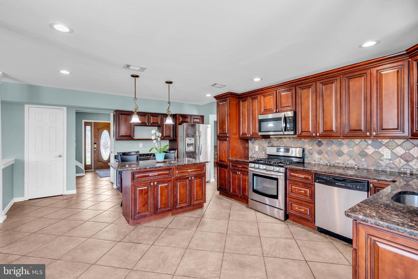 3 Rachel Ct
