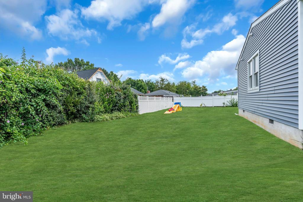 13 Hilltop Ave