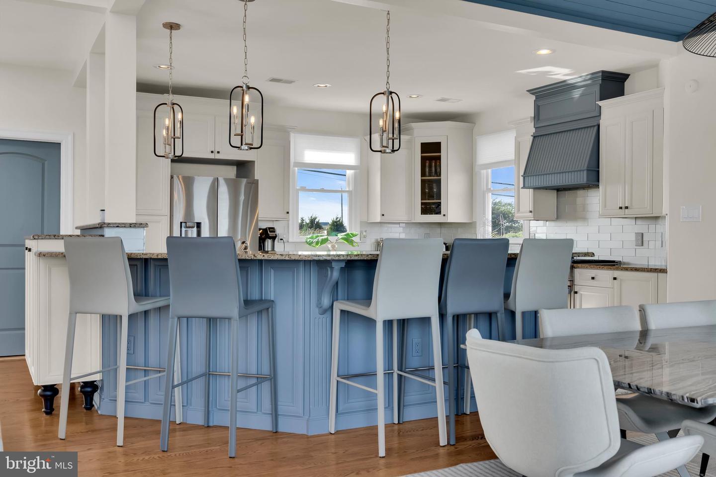 339 Bay Shore Dr