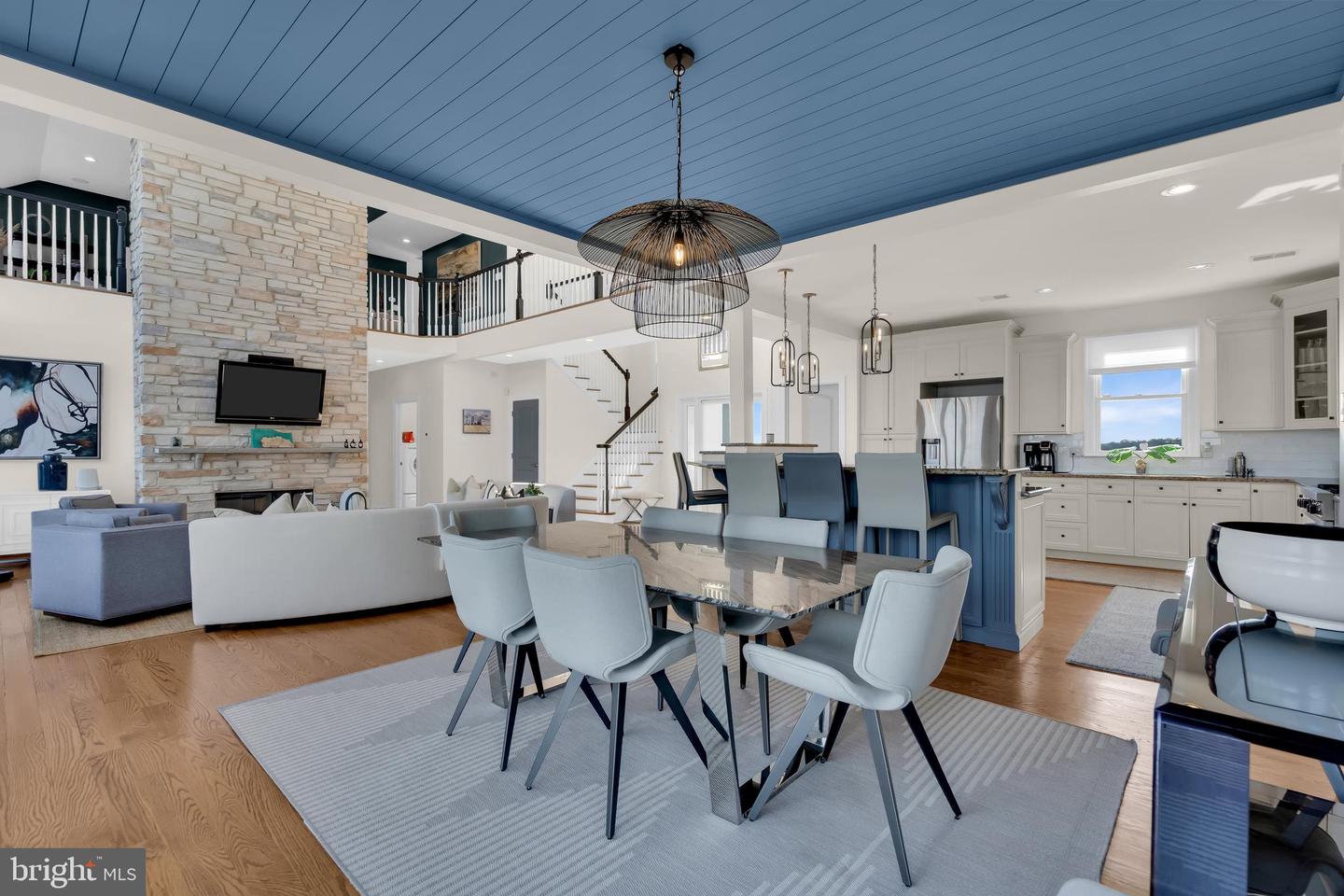 339 Bay Shore Dr