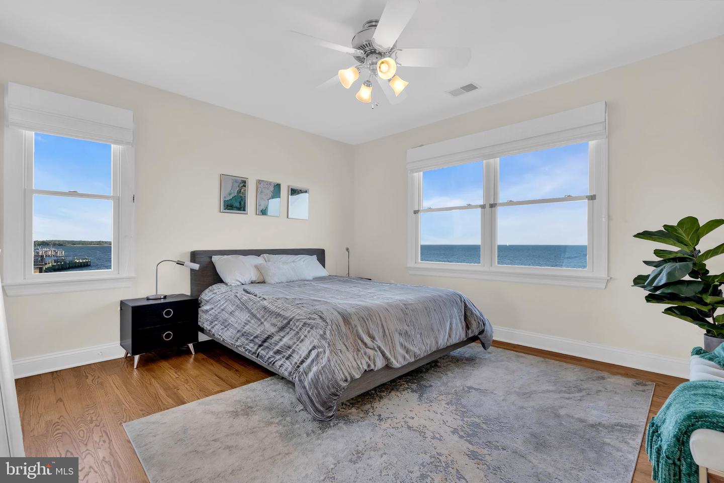 339 Bay Shore Dr