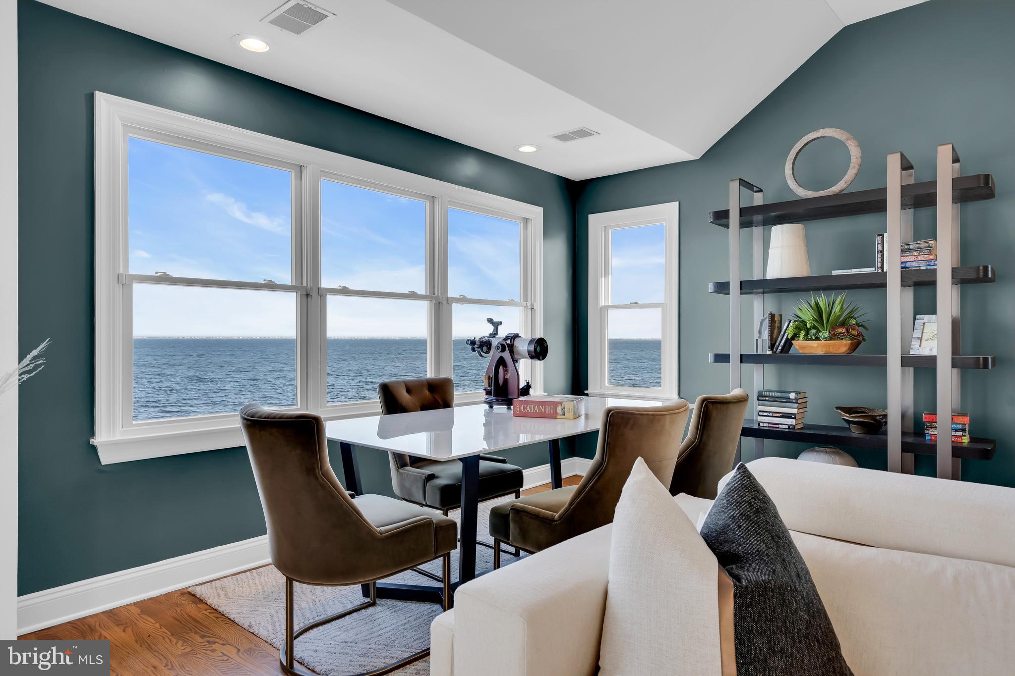 339 Bay Shore Dr