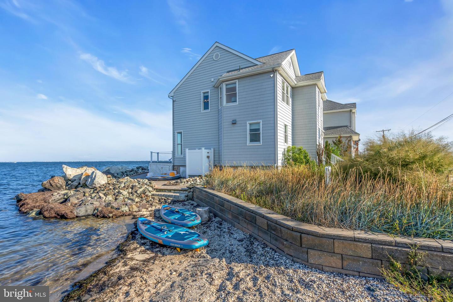 339 Bay Shore Dr