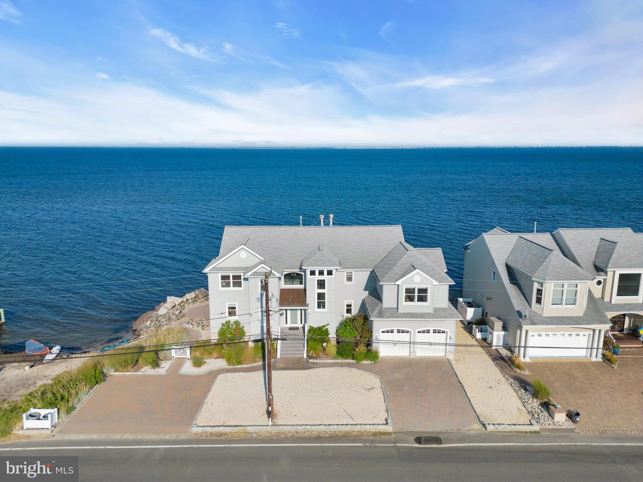 339 Bay Shore Dr