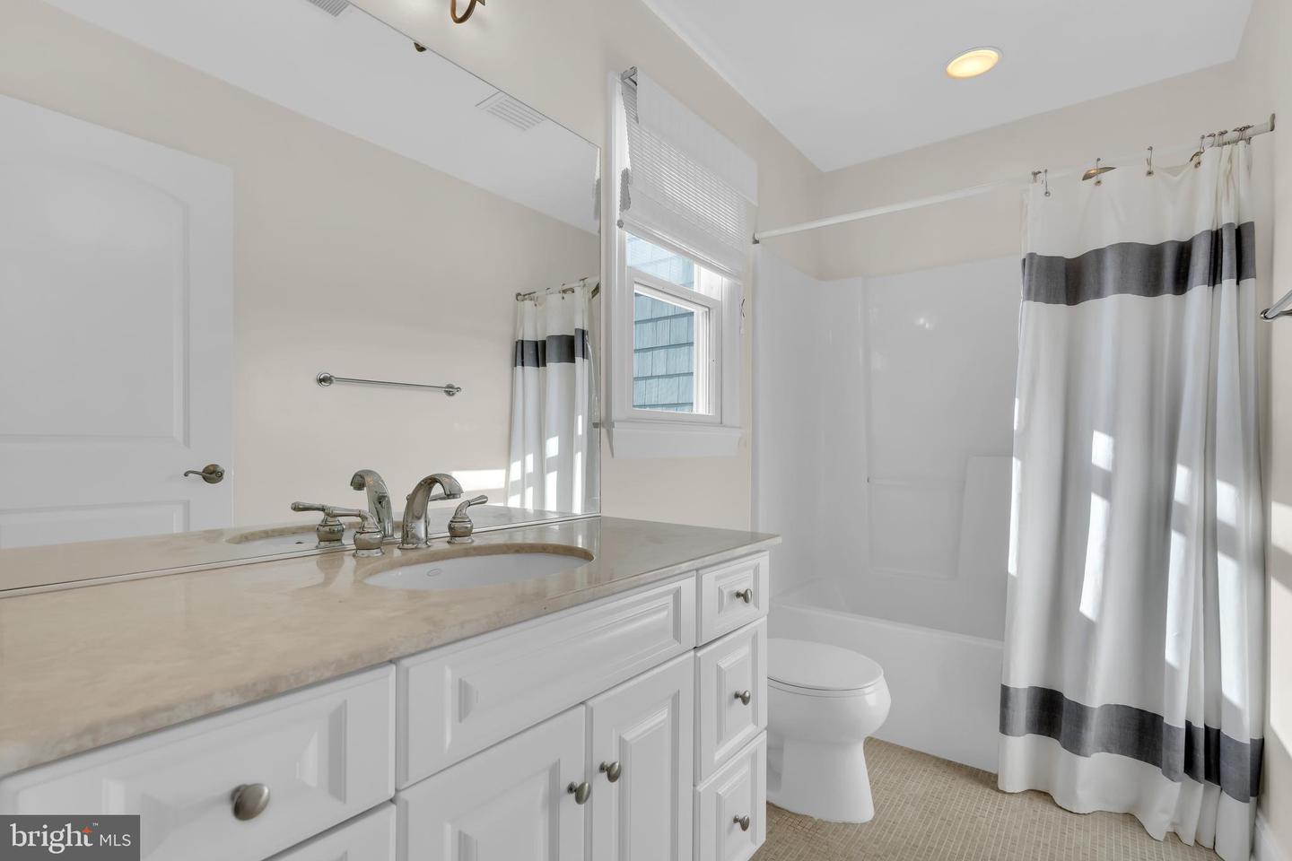 339 Bay Shore Dr