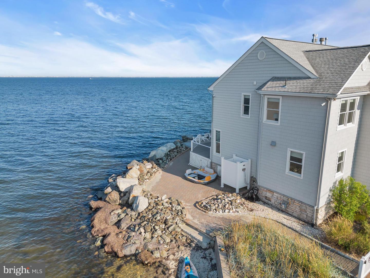 339 Bay Shore Dr