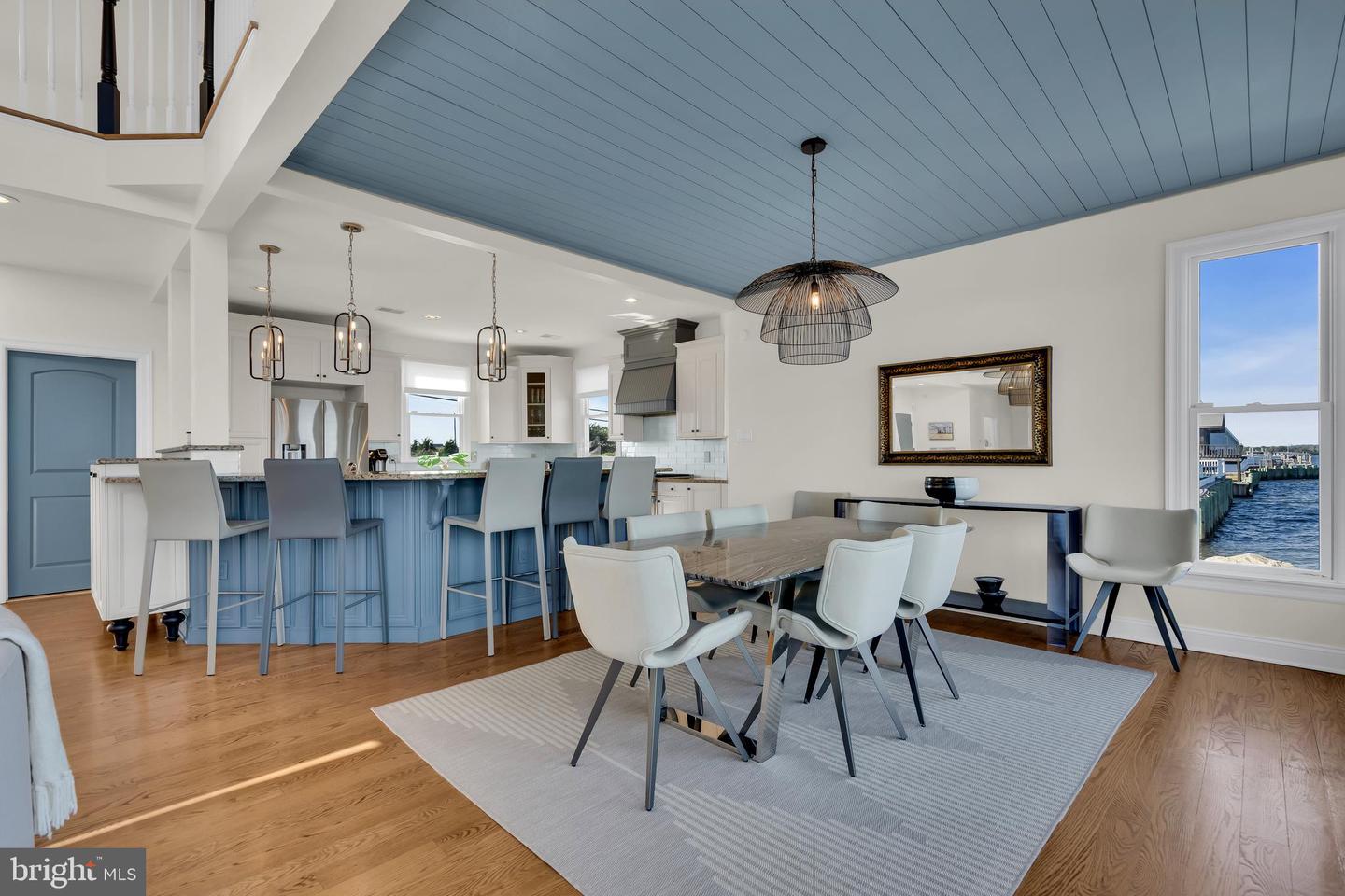 339 Bay Shore Dr