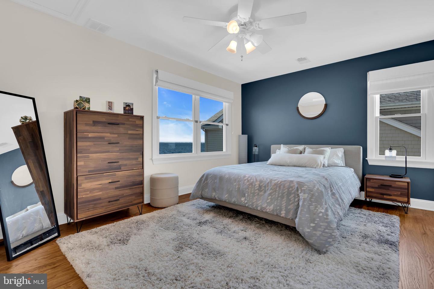 339 Bay Shore Dr