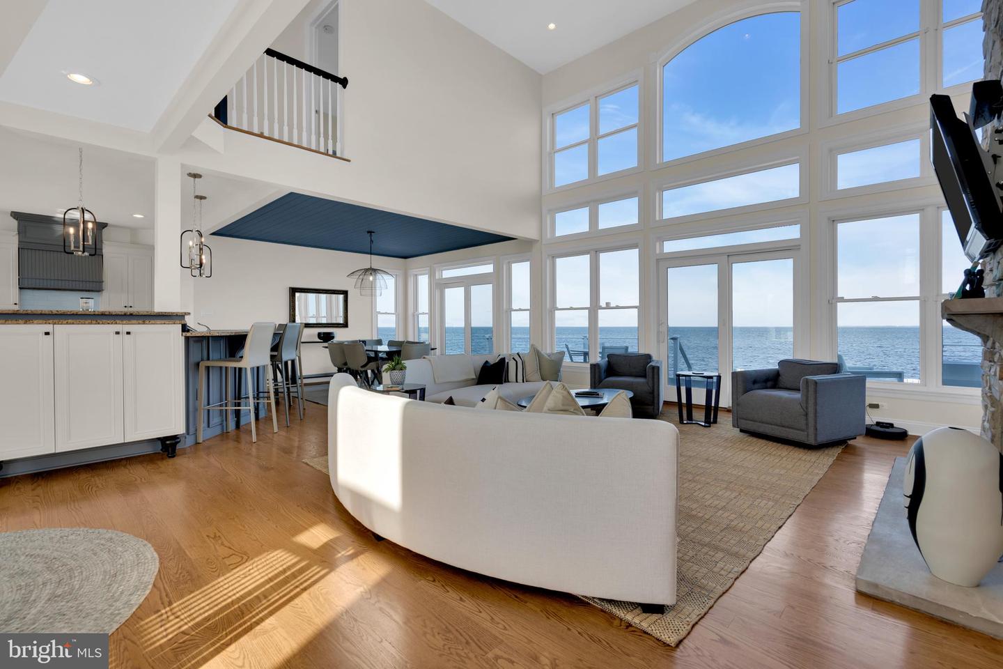 339 Bay Shore Dr