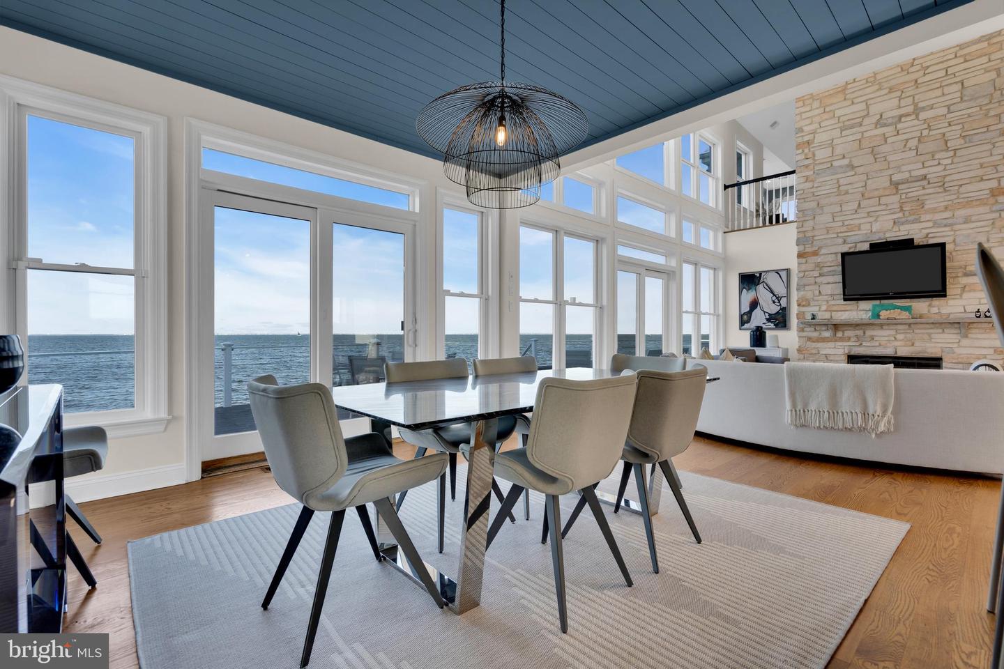 339 Bay Shore Dr
