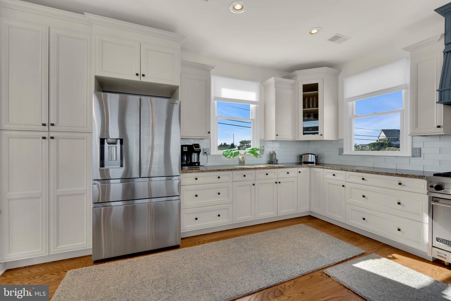 339 Bay Shore Dr