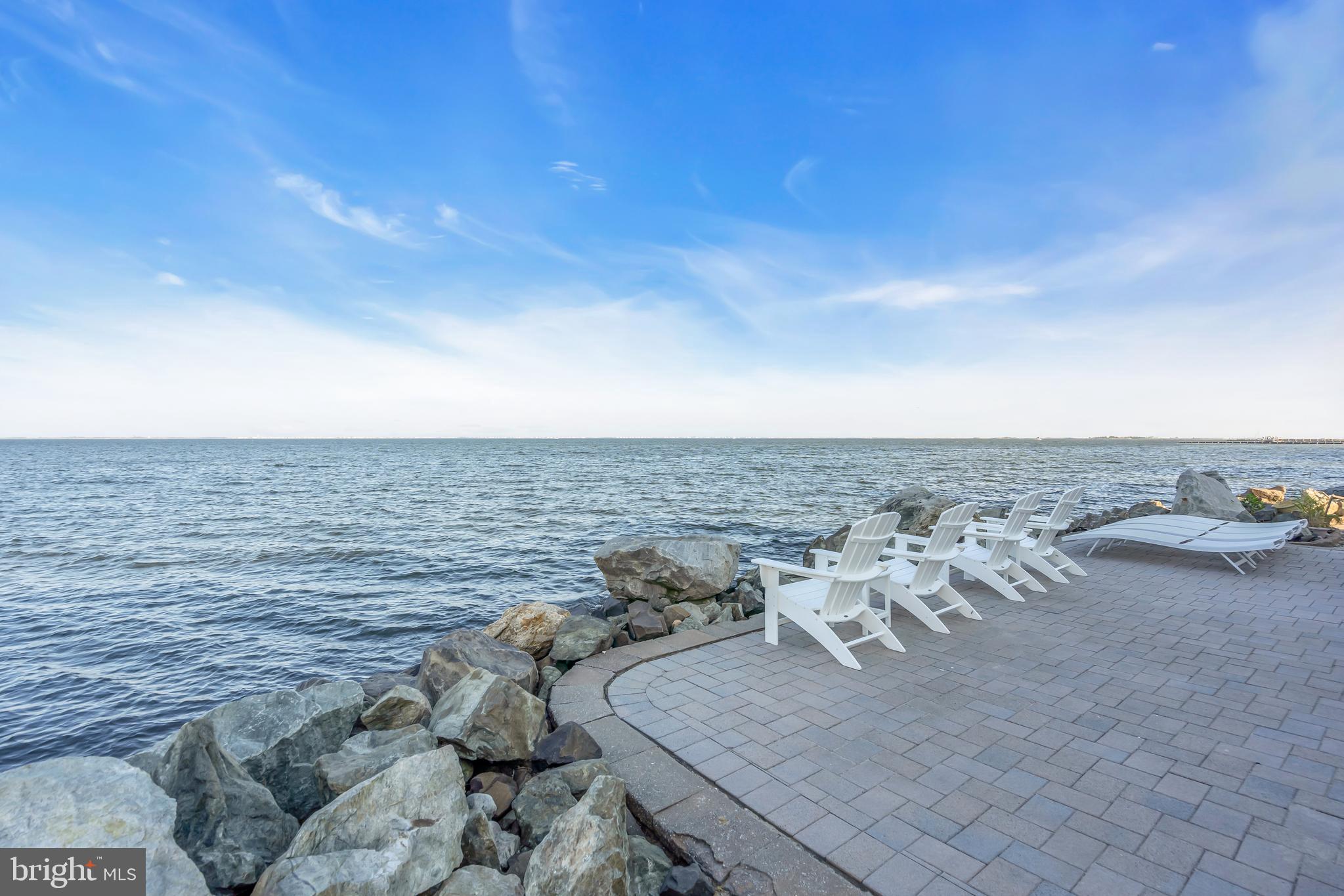 339 Bay Shore Dr