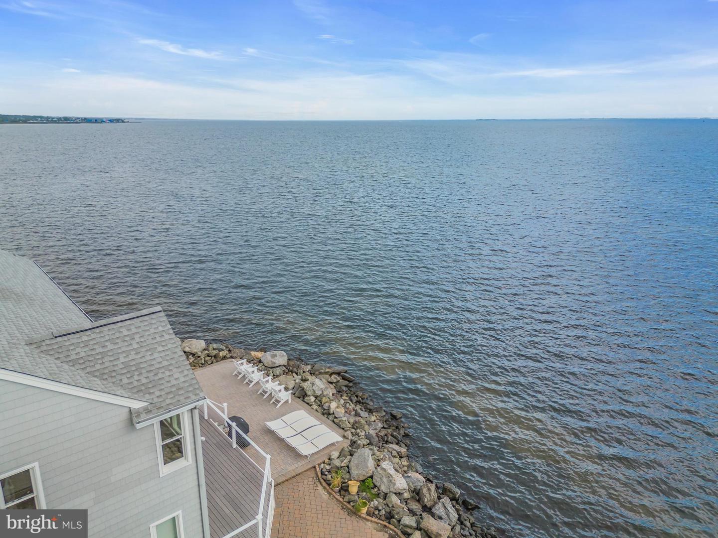 339 Bay Shore Dr