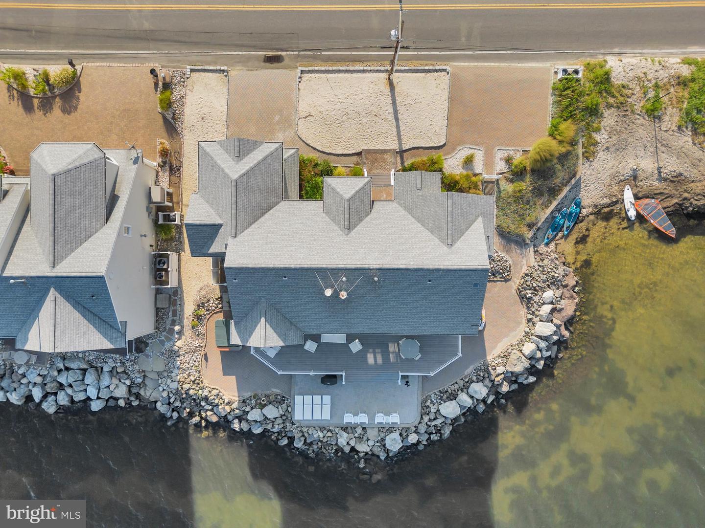 339 Bay Shore Dr