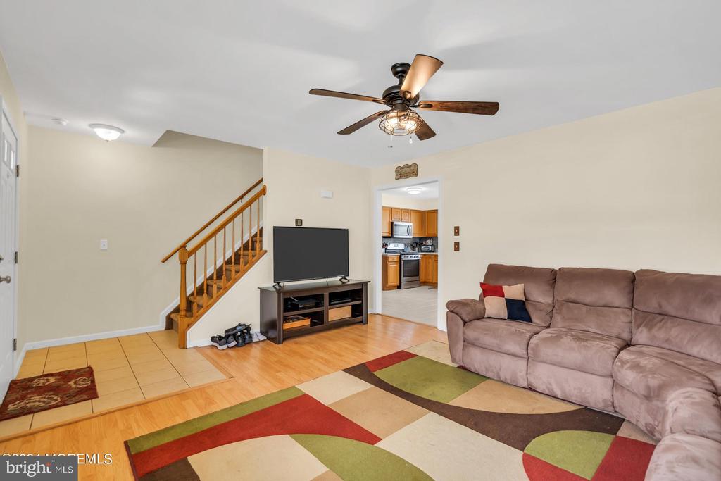 527 Vaughn Ave