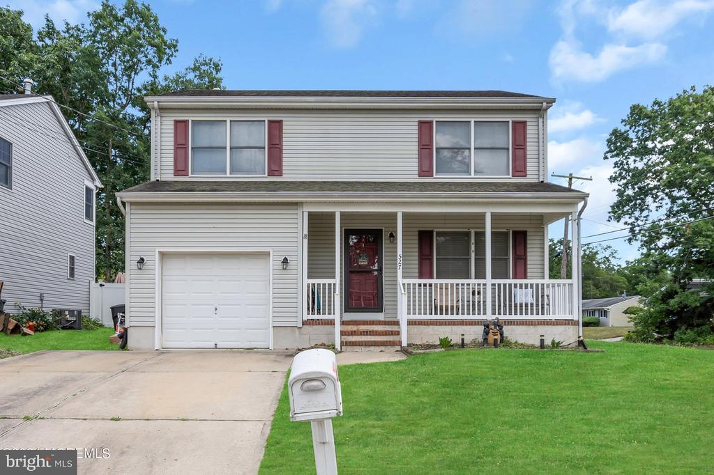 527 Vaughn Ave