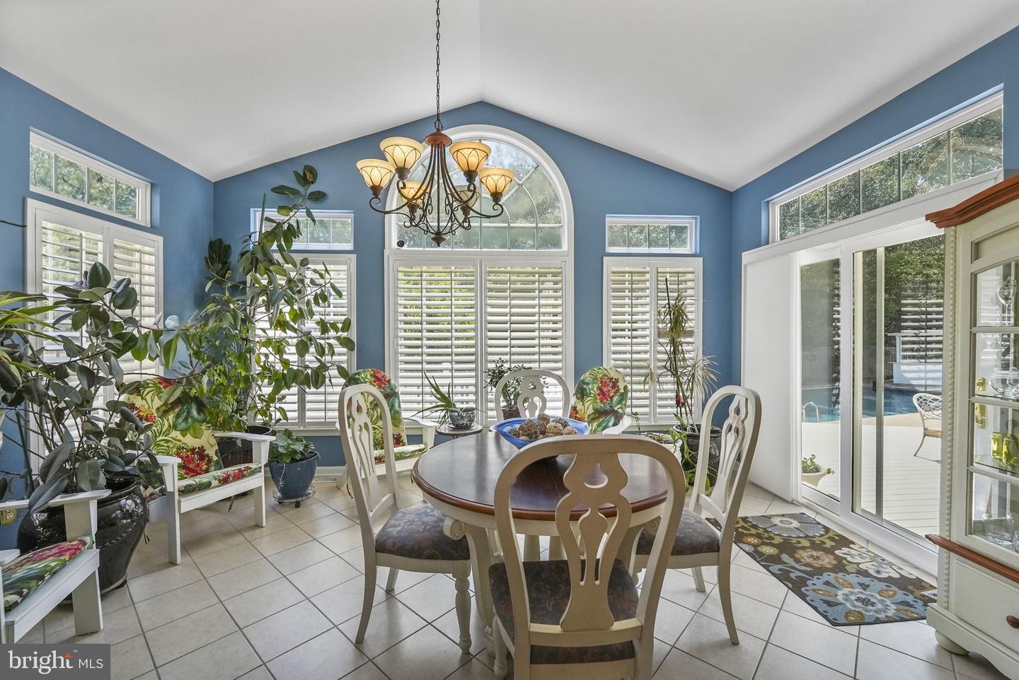 24 James Dr