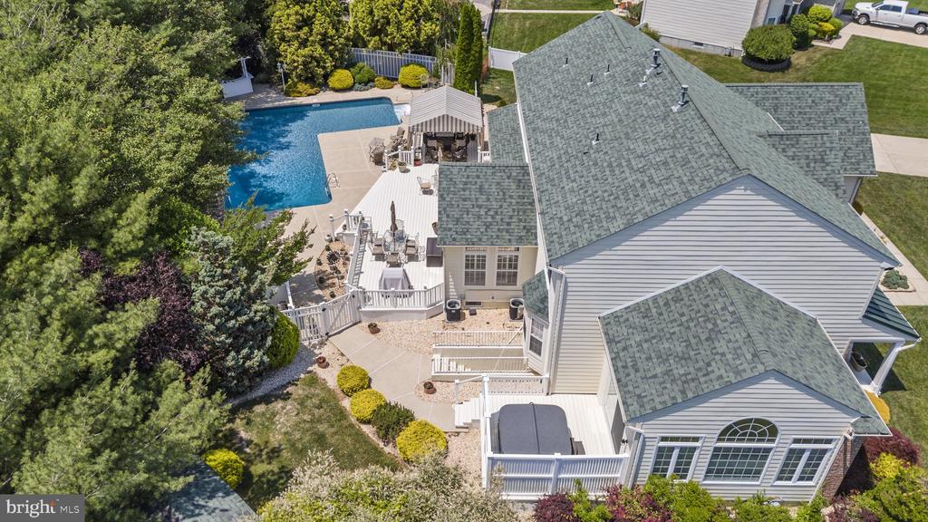 24 James Dr