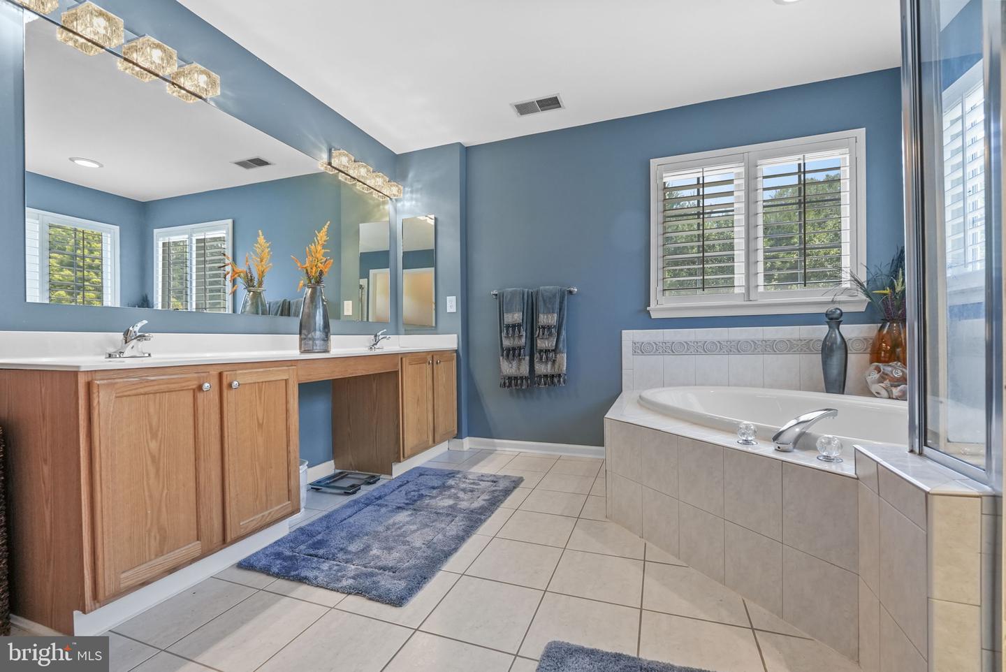 24 James Dr