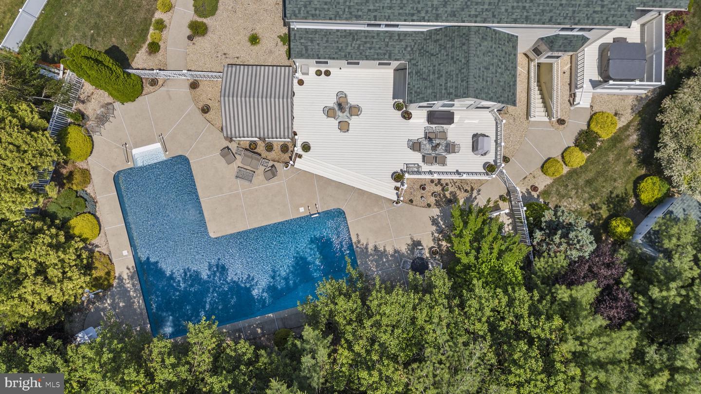 24 James Dr